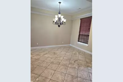 10 Val Delsa Court, Missouri City, TX 77459 - Photo 3
