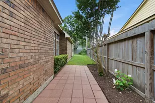 1139 Peachford Ln, Houston, TX 77062 - Photo 33