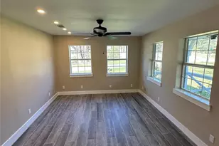 680 Mockingbird Hills, Livingston, TX 77351 - Photo 19