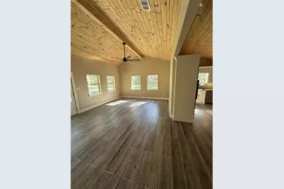 680 Mockingbird Hills, Livingston, TX 77351 - Photo 5