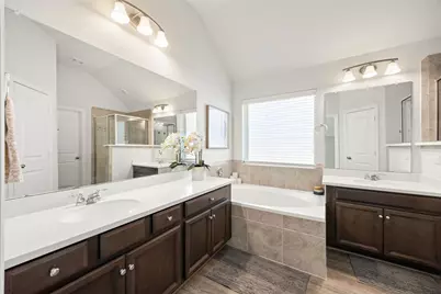 247 Scarlet Maple Way, Conroe, TX 77318 - Photo 15