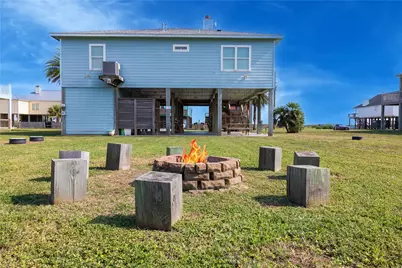 449 Atkinson Street, Crystal Beach, TX 77650 - Photo 15