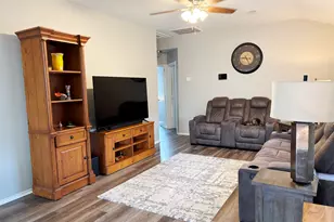 3439 Princeton Point Ct, Houston, TX 77047 - Photo 11