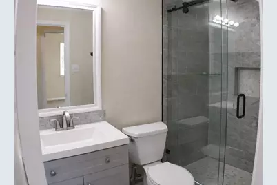 16327 Sitella Court, Sugar Land, TX 77498 - Photo 15