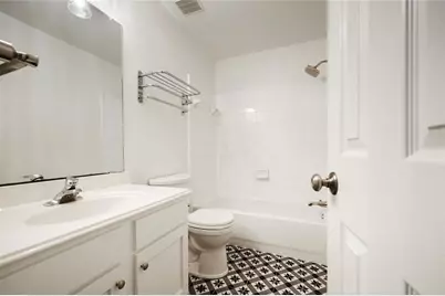 101 N Villa Oaks Drive, The Woodlands, TX 77382 - Photo 23