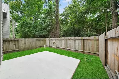 101 N Villa Oaks Drive, The Woodlands, TX 77382 - Photo 31