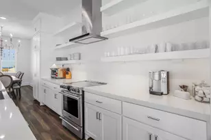 26823 Baywater Dr, Galveston, TX 77554 - Photo 9
