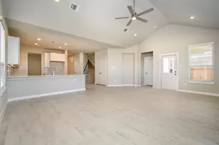 15203 Statice Trl, Houston, TX 77044 - Photo 11