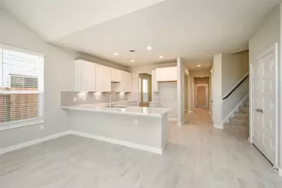 15203 Statice Trail, Houston, TX 77044 - Photo 9