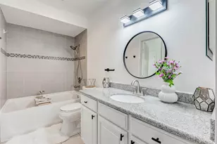 2475 Underwood St, Houston, TX 77030 - Photo 3