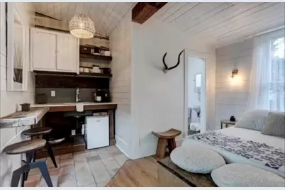 3617 Avenue Q 1/2, Galveston, TX 77550 - Photo 11