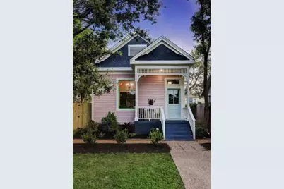 3617 Avenue Q 1/2, Galveston, TX 77550 - Photo 1