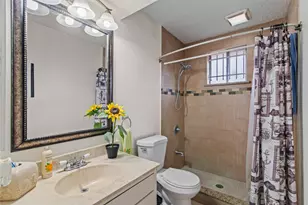 11515 Ensbrook Dr, Houston, TX 77099 - Photo 15