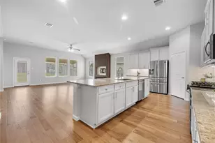 18102 Humber River Ln, Houston, TX 77044 - Photo 15