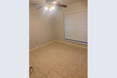 14333 Memorial Drive #39, Houston, TX 77079 - Photo 17