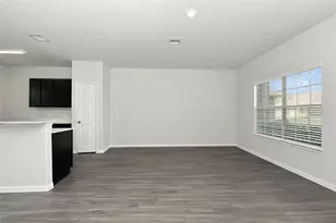 12326 Maura Lane, Houston, TX 77044 - Photo 5