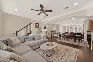 10811 Kyler Oaks Pl, Houston, TX 77043 - Photo 3