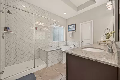 10811 Kyler Oaks Place, Houston, TX 77043 - Photo 19