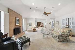 306 Commodore Way, Houston, TX 77079 - Photo 7