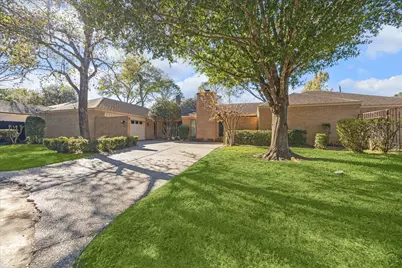 306 Commodore Way, Houston, TX 77079 - Photo 3