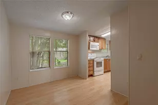 1323 Avenue E, Huntsville, TX 77340 - Photo 9