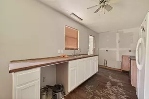25080 Lakeshore Dr, Splendora, TX 77372 - Photo 11