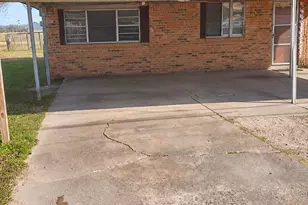 507 Correll Ave, Wharton, TX 77488 - Photo 3