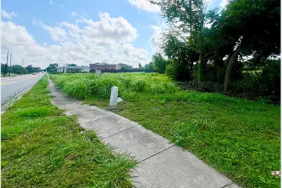 2023 5th Street, Stafford, TX 77477 - Photo 3