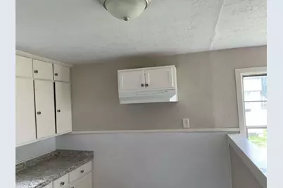 805 E Calhoun Street, El Campo, TX 77437 - Photo 11