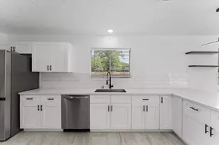 7710 Breda Dr, Baytown, TX 77521 - Photo 1