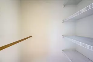 3055 Walnut Bend Ln, Houston, TX 77042 - Photo 27