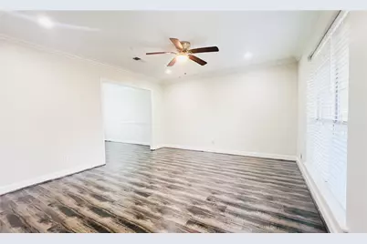 1114 Knoll Crest Court, Sugar Land, TX 77479 - Photo 9