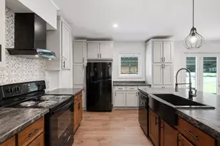 72 Rosebud Ln, Gonzales, TX 78629 - Photo 15