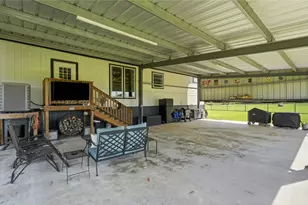 72 Rosebud Ln, Gonzales, TX 78629 - Photo 7