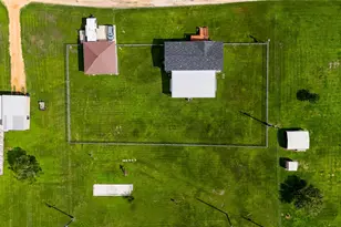 72 Rosebud Ln, Gonzales, TX 78629 - Photo 35