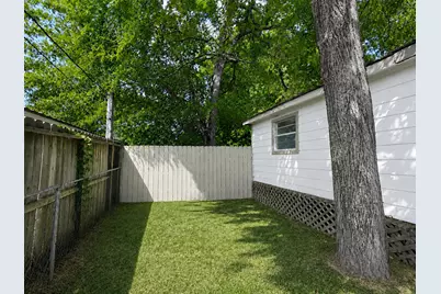 142 Aspen, Livingston, TX 77351 - Photo 17