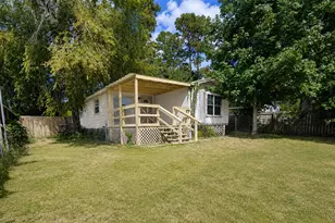 142 Aspen, Livingston, TX 77351 - Photo 19