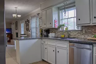 3613 Oak Ridge Dr, Bryan, TX 77802 - Photo 7