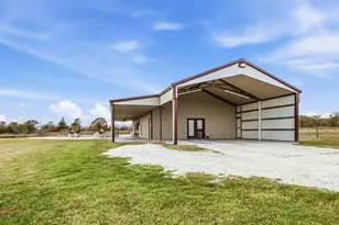 327 Diserens Rd, North Zulch, TX 77872 - Photo 3