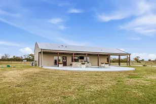 327 Diserens Rd, North Zulch, TX 77872 - Photo 5