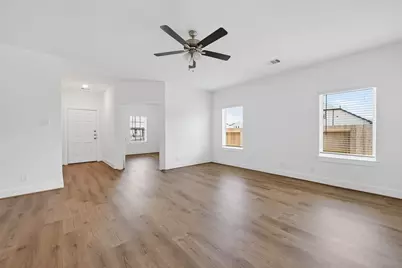 4506 Blue Moutain Laurel, Pinehurst, TX 77362 - Photo 11