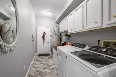 208 Sugarberry Circle, Houston, TX 77024 - Photo 27