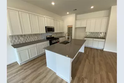 17907 Rillette Road, Conroe, TX 77302 - Photo 9