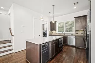 312 Eado Park Cir, Houston, TX 77020 - Photo 17