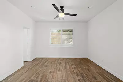 312 Eado Park Circle, Houston, TX 77020 - Photo 11