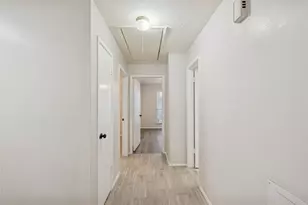 8610 Lake Crystal Dr, Houston, TX 77095 - Photo 21