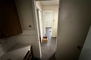 130 Caldwell St, Baytown, TX 77520 - Photo 17