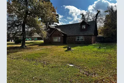 130 Caldwell Street, Baytown, TX 77520 - Photo 5