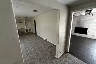 130 Caldwell St, Baytown, TX 77520 - Photo 7