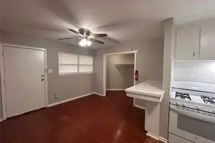 8803 Timberside Dr, Houston, TX 77025 - Photo 5
